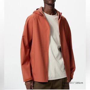 Uniqlo BLOCKTECH Parka